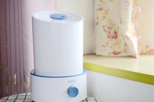 大加湿量加湿器测评,无雾加湿器湿度测评