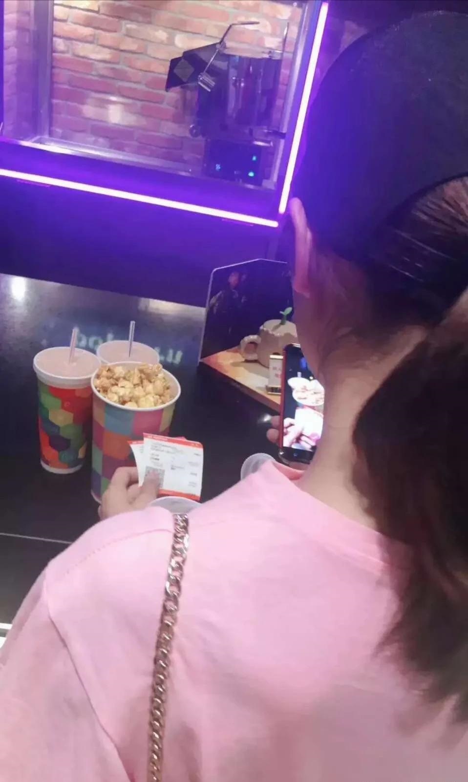 面对亲戚该怼就怼,面对亲戚的挖苦怎么高情商回复