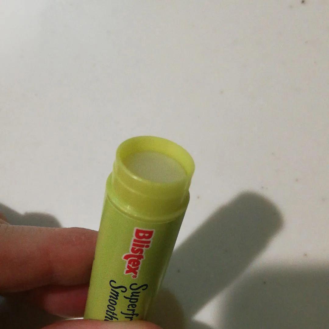 防干裂唇炎润唇膏,最近比较火的湿润嘴唇的唇膏