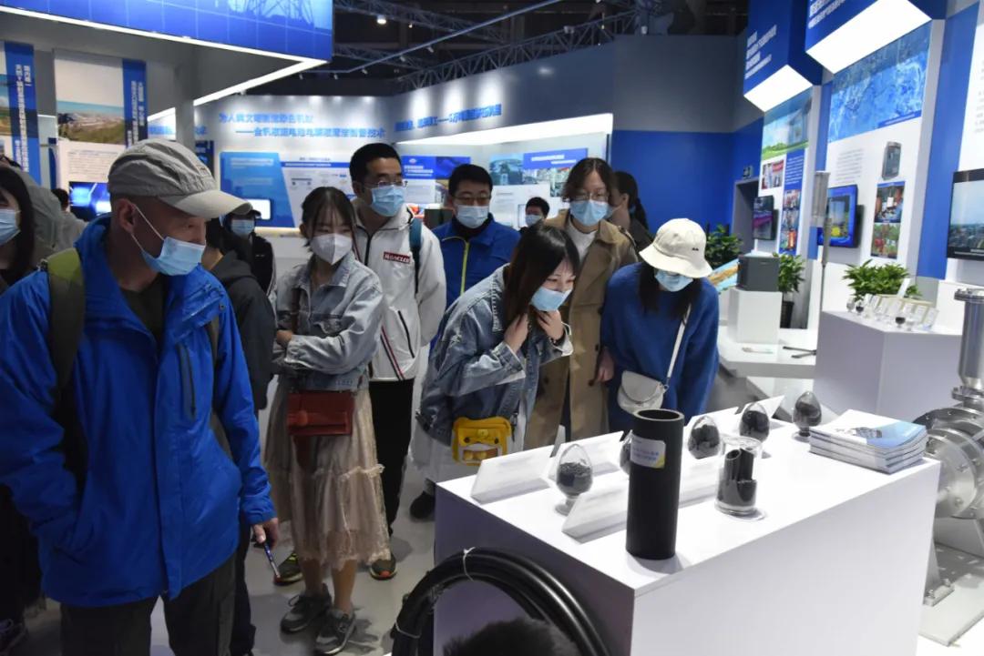 观展|当恒银期货的“金融大咖”们遇见了一个“硬核河北”