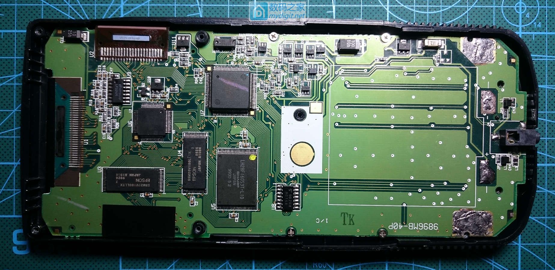 技术大牛太强了！德州仪器TI-89图形计算器拆机维修和CPU超频