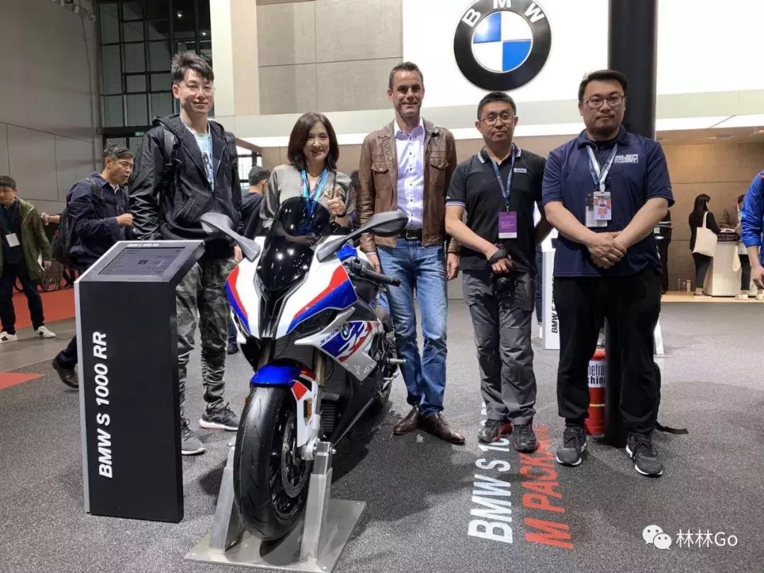 S1000RR摩托车新增M套件，BMW两款拳头产品重拳出击！