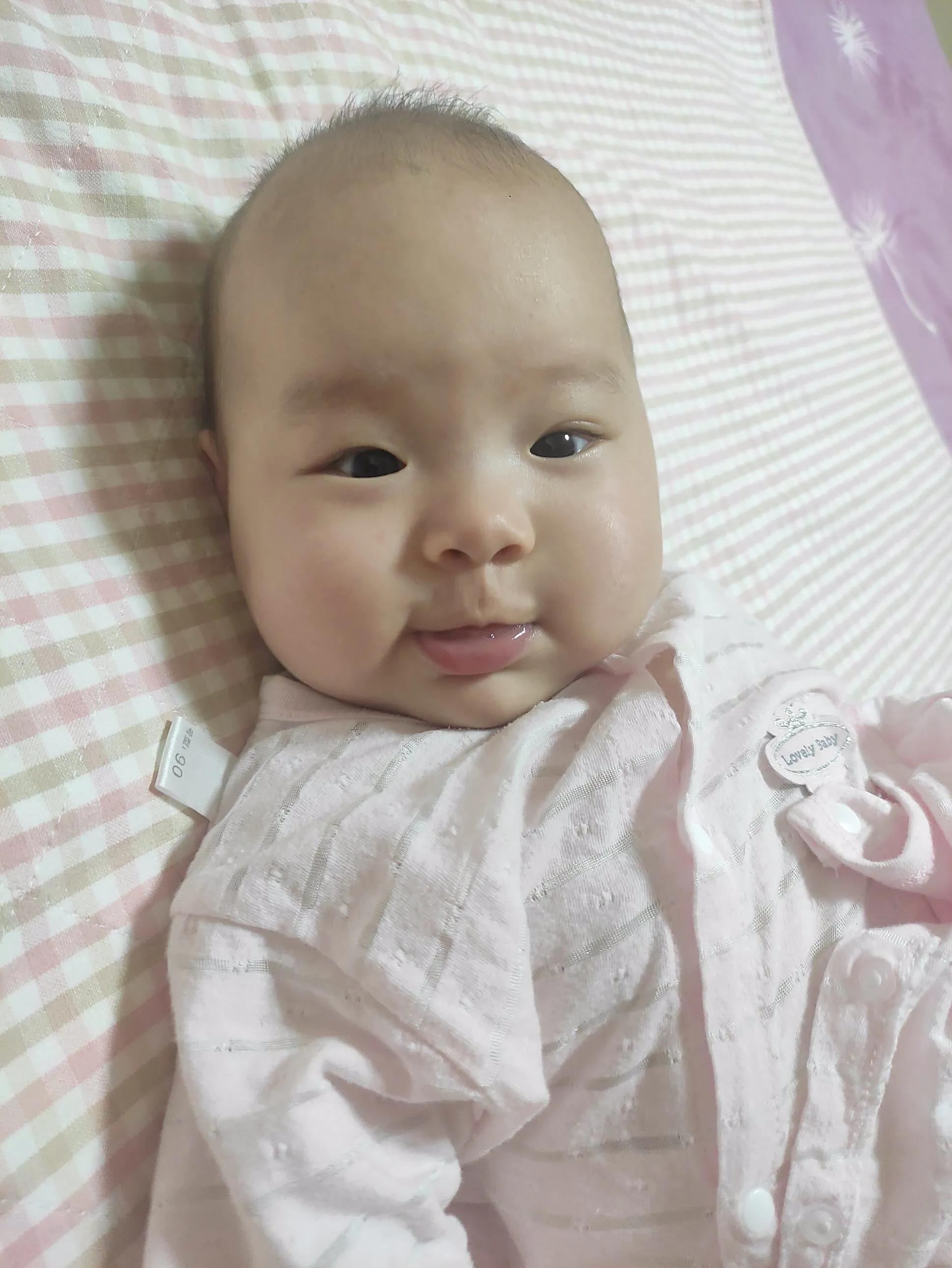 宝宝生病住院是妈妈最大的崩溃,未满月的宝宝一直哭