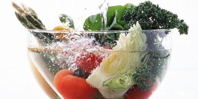 春节大扫除小苏打的妙用大全,家庭必备用品小苏打