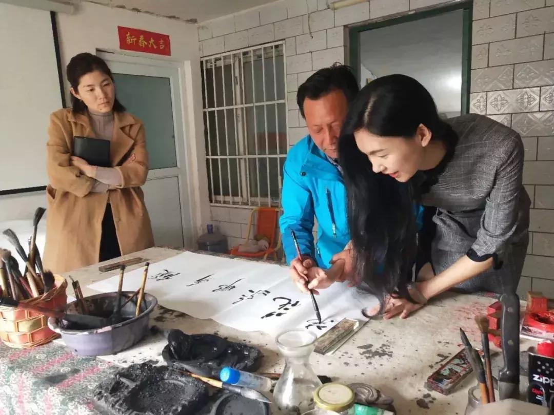 盲人王蕾蕾之前的模特走秀视频,盲人王蕾蕾做客北京电视台