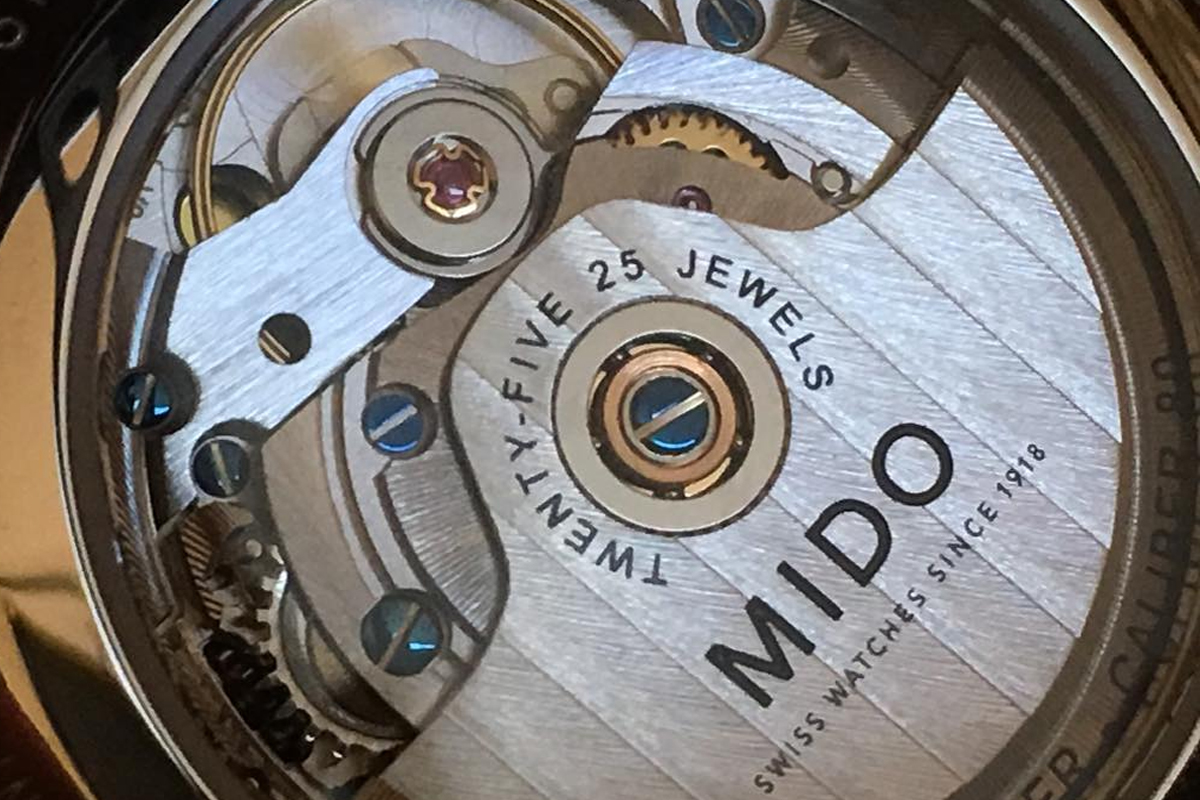 caliber80机芯细节图,eta2824机芯和caliber80