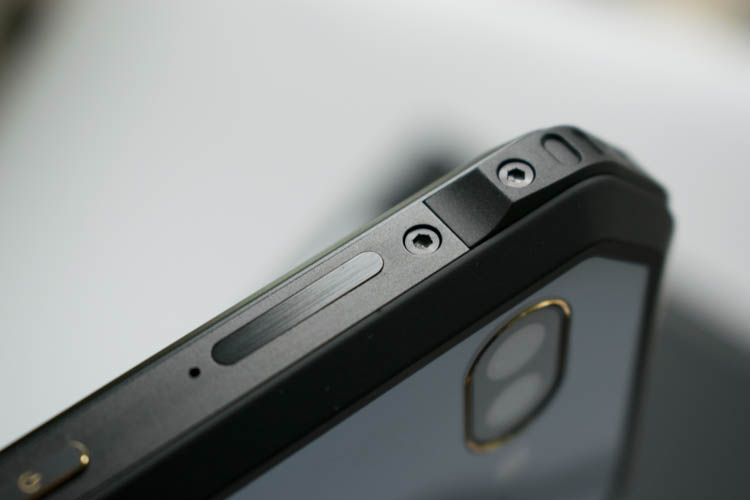 目前最强双摄手机,待机20天手机