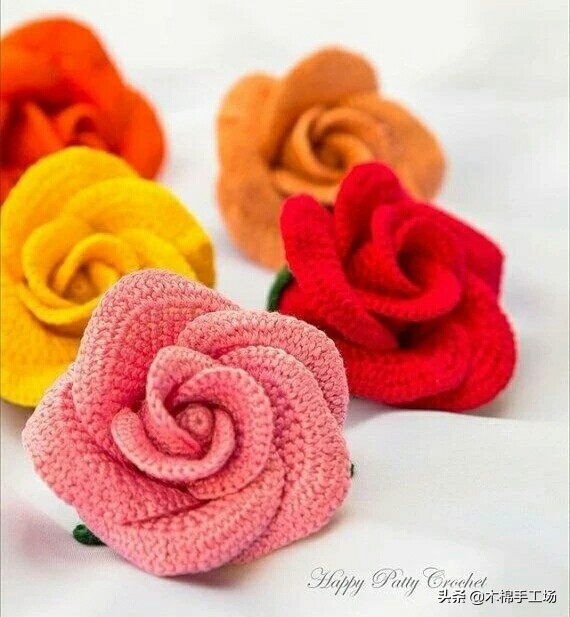 七种玫瑰花的钩编步骤,浪漫永不凋零的玫瑰花折纸