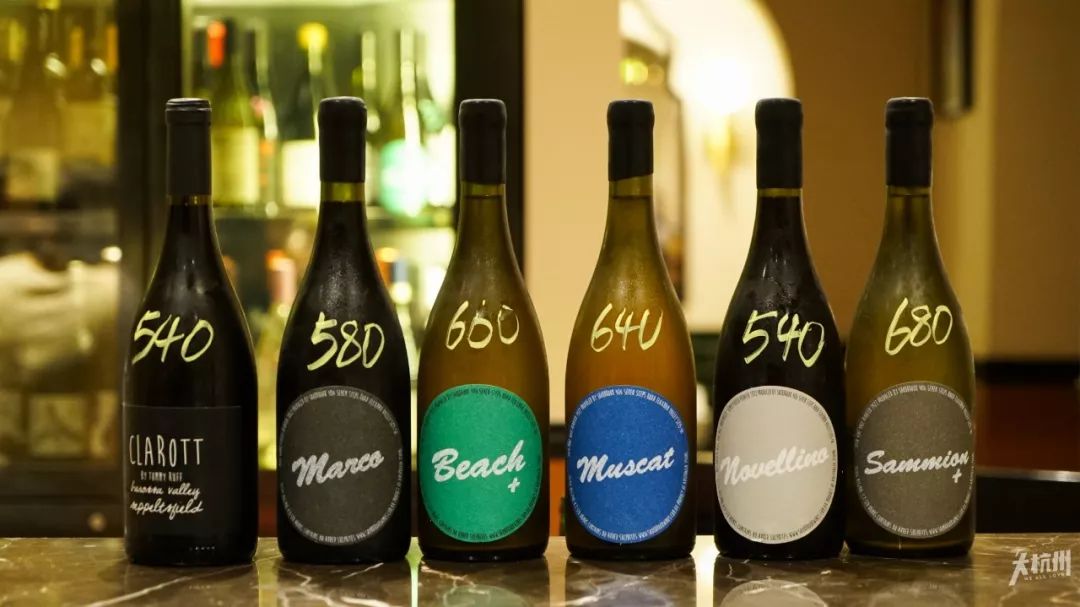 自从走进杭州这家酒吧，我就彻底入了新生代网红“自然酒”的坑