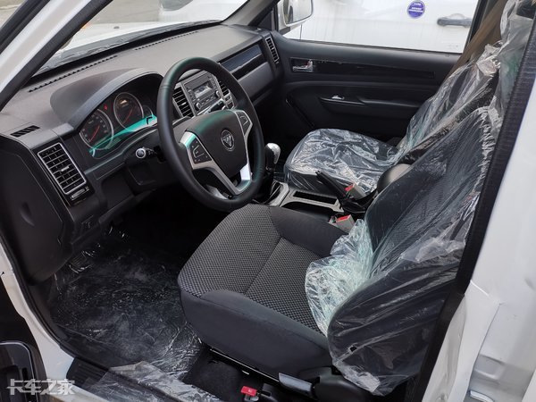 福田小货郎皮卡,福田小货郎皮卡和长安神骐f30对比