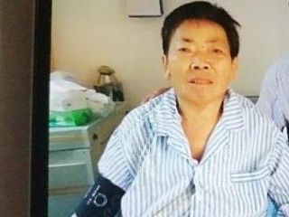 老人生命的最后阶段，放弃治疗其实是理性的而不是不孝