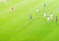 梅西射门全场膜拜,梅西经典搓射