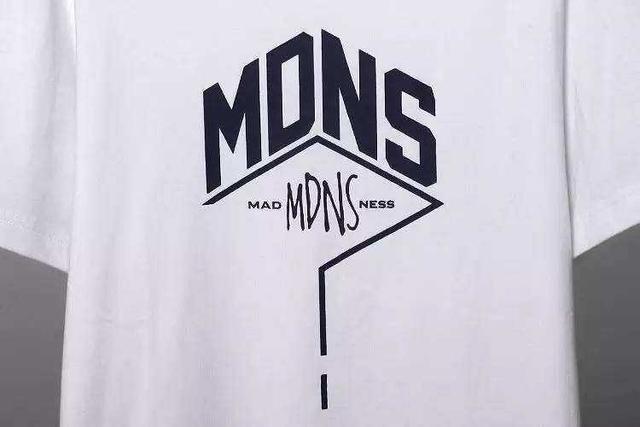 美潮国潮日潮的区别,美潮跟日潮哪个贵