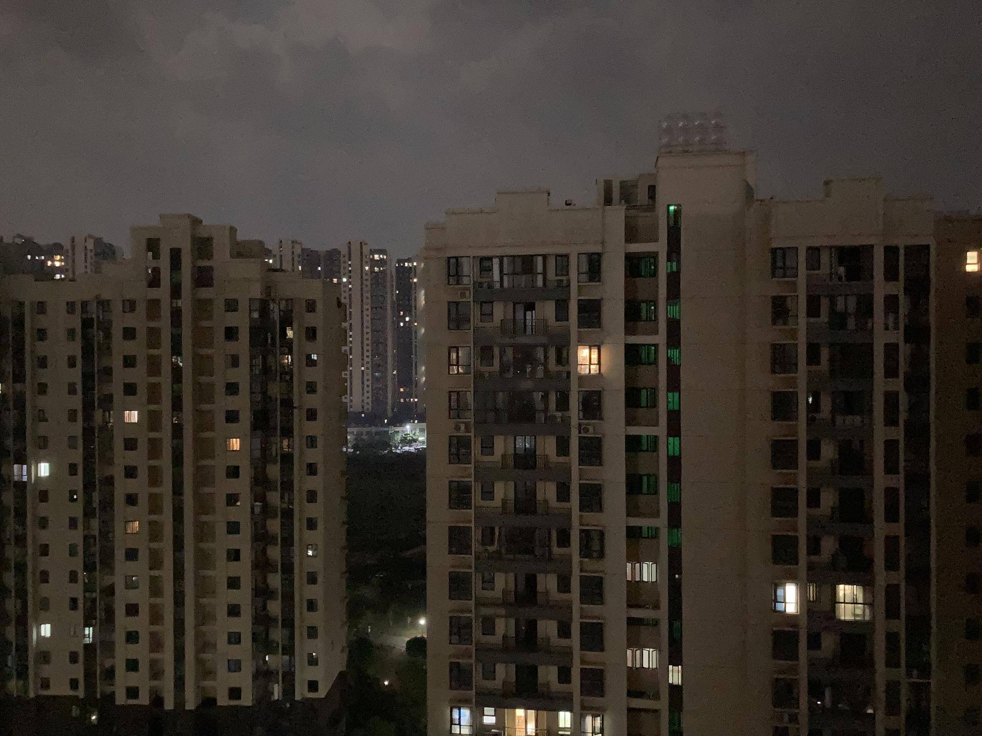 iphonese最新代测评,新一代iphonese4月发布