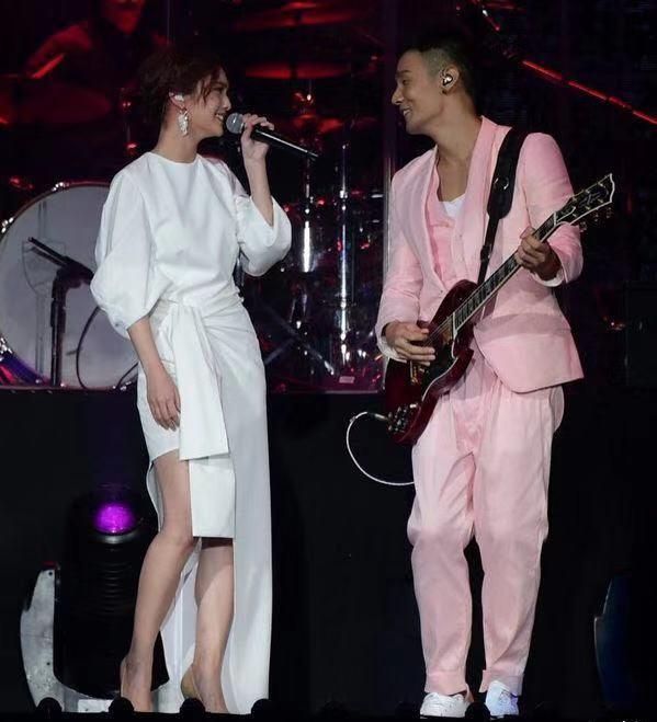 潘玮柏杨丞琳陈妍希李荣浩,杨丞琳陈妍希李荣浩