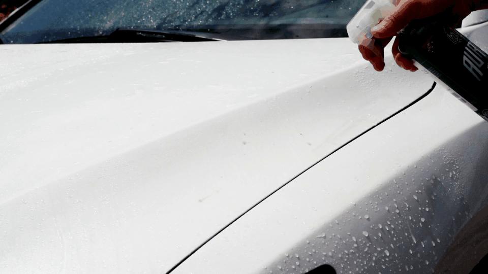 汽车布座椅有污渍怎么清洗,白色汽车上有黑色污渍怎么清洗