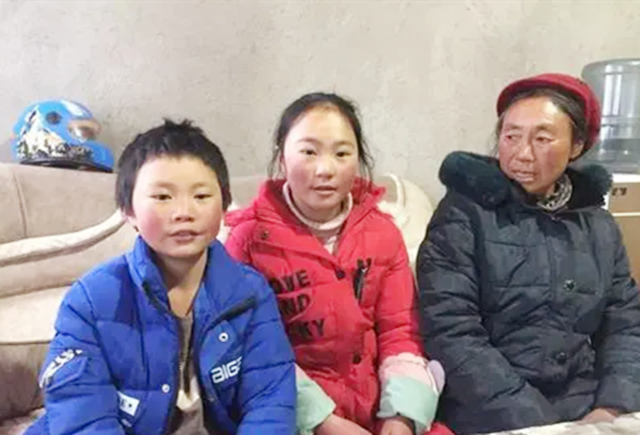 还记得惊动省长的“冰花男孩”吗？如今他怎样了？