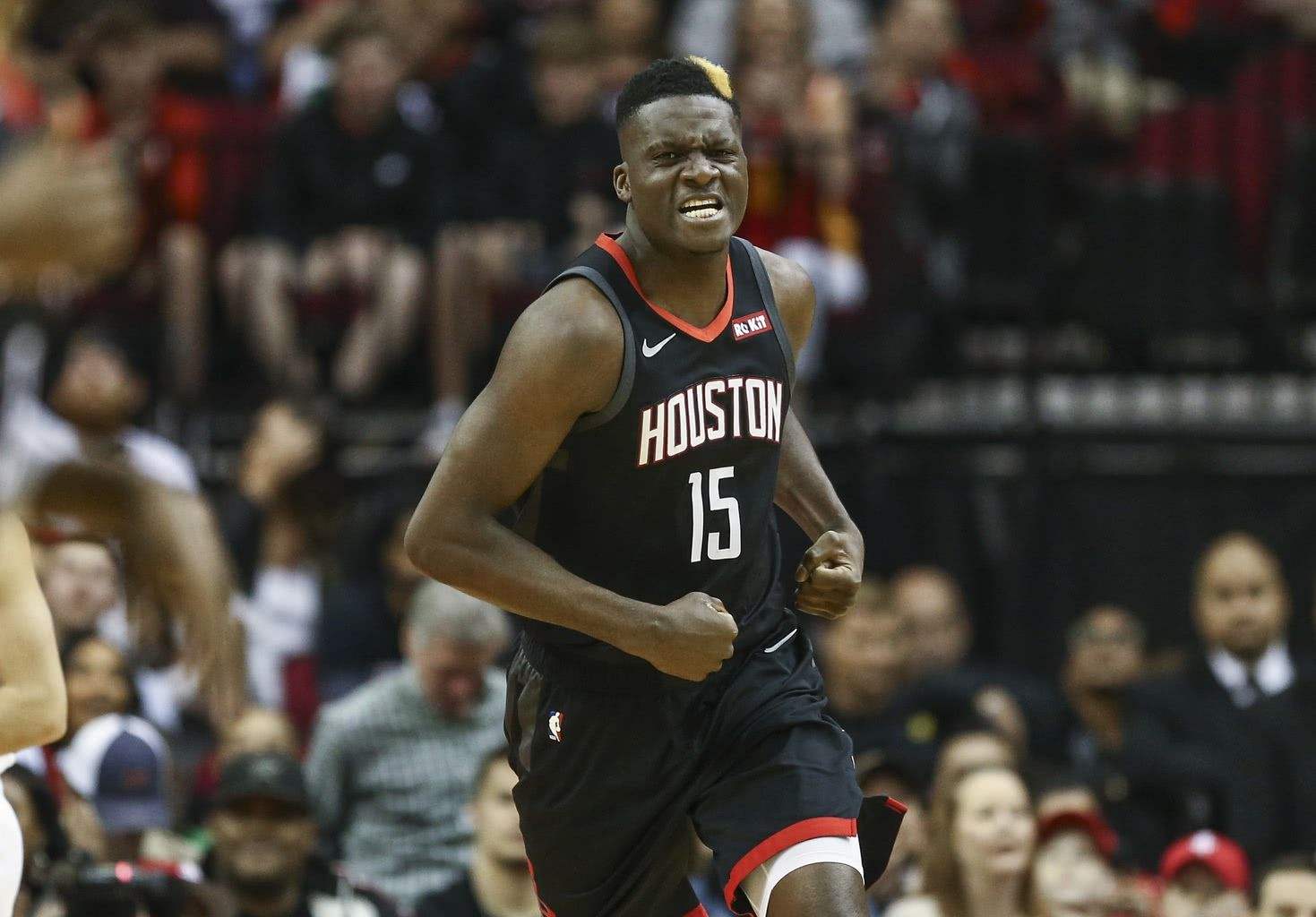 想夺冠就是要击败所有队伍,想夺冠需要天时地利