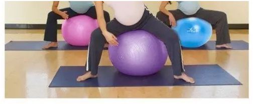 是什么让一个女人哭红了眼,43岁的女人自动流泪咋回事