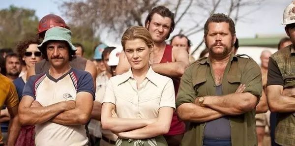 婢虫床缁忓吀鍠滃墽鐢靛奖澶у叏,婢虫床绾㈢姮鐢靛奖