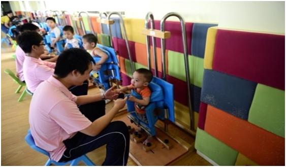 湘雅博爱康复医院四楼康复科,湘雅博爱康复医院脑瘫病人