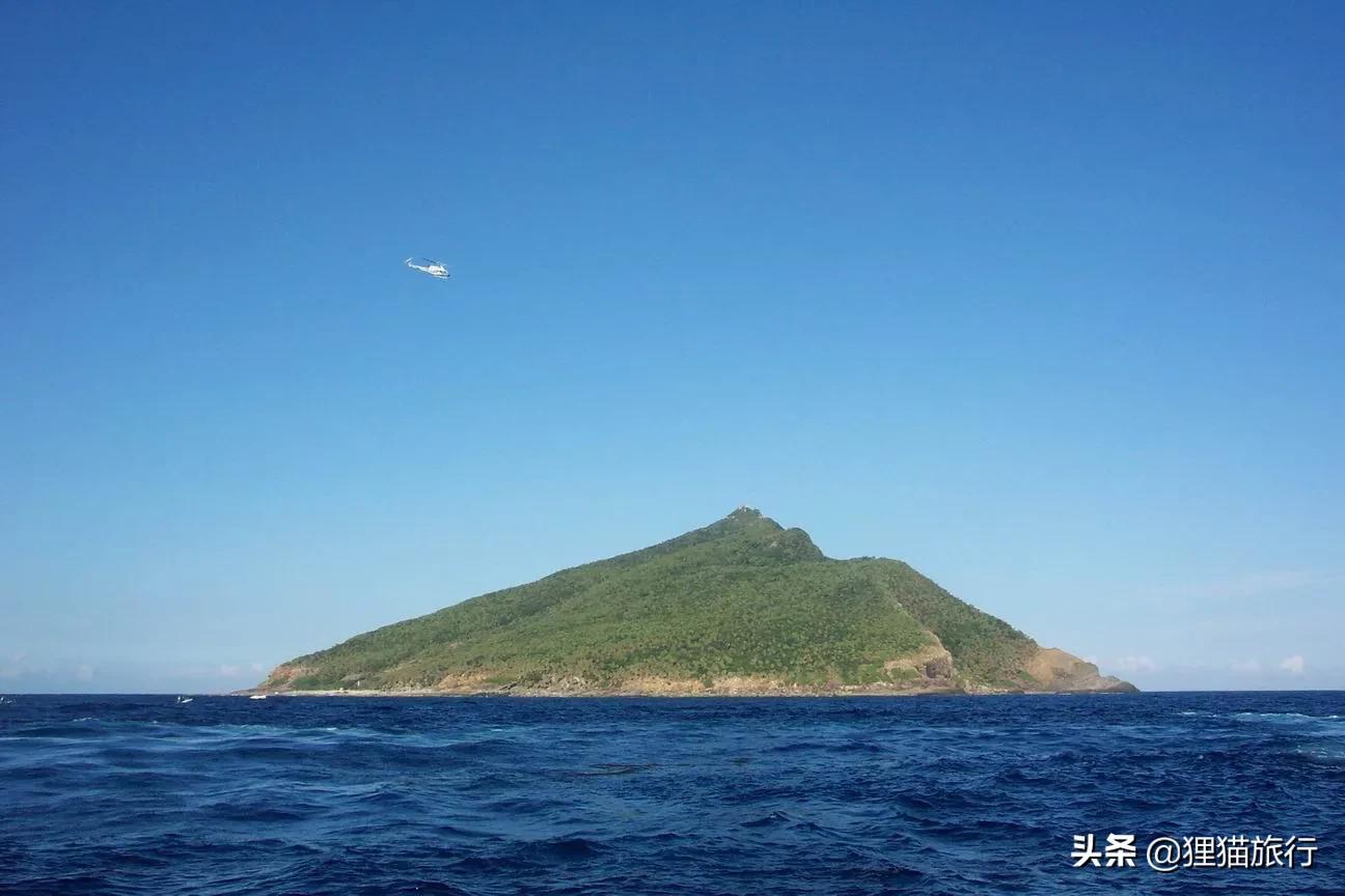 *鱼岛钓**有“花鸟岛”之称,这里是东海的鱼库、油库,主要有8个岛