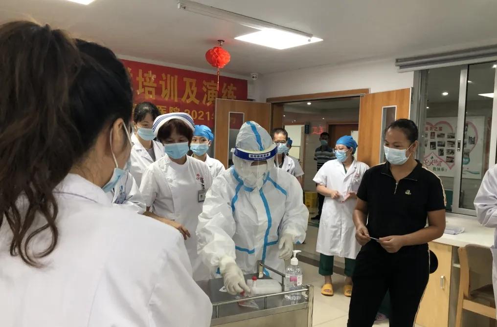 鐧惧勾鍗庤癁鍚岀瓚姊﹀尰甯堣妭鐗囧ご,婀涙睙涓尰闄㈠叡绛戜腑鍥芥ⅵ