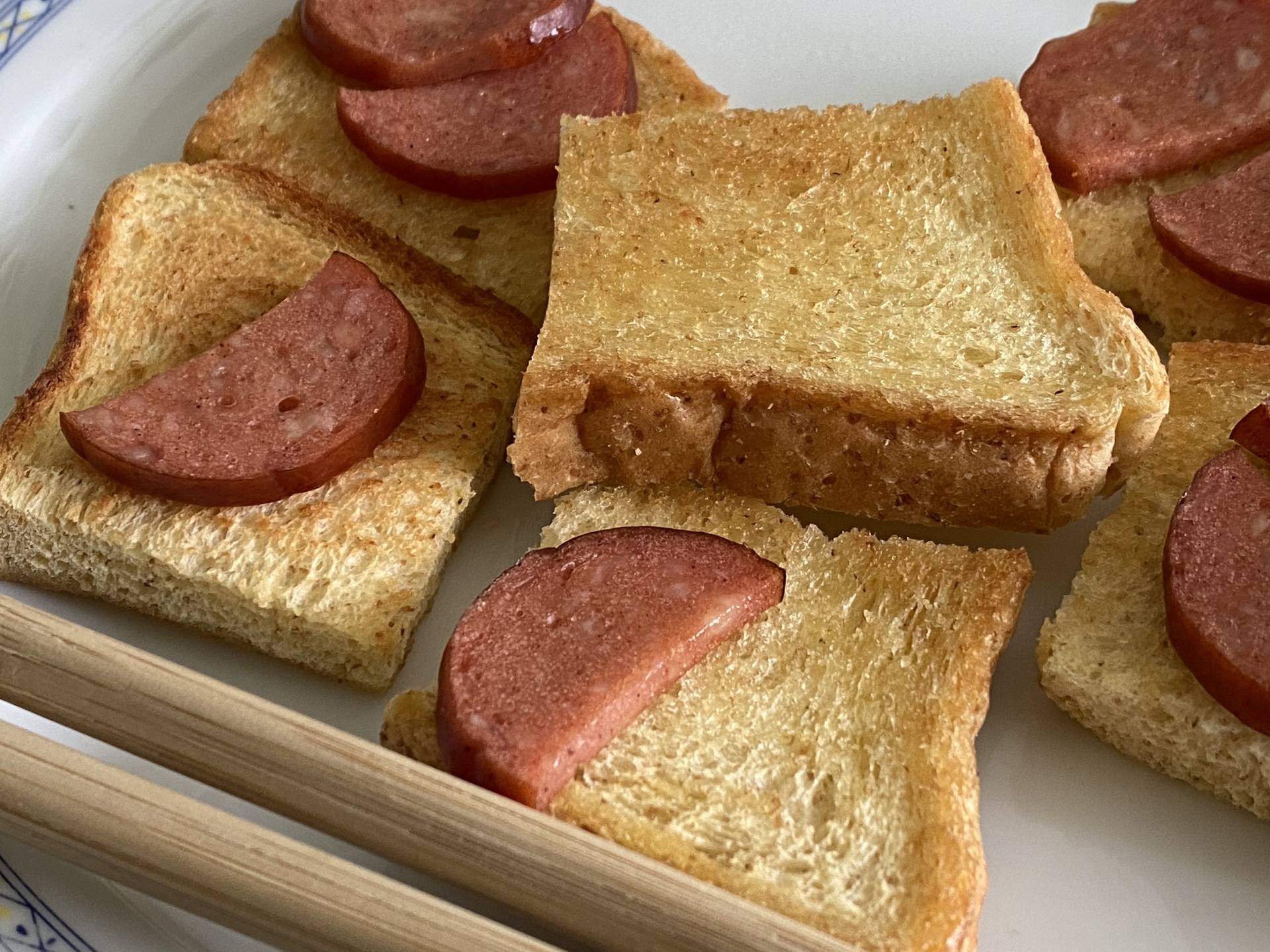 汪星人吃什么狗粮好,汪星人吃什么狗粮好一点