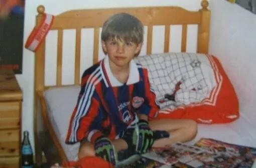 足坛忠诚典范,足坛最强右边锋穆勒