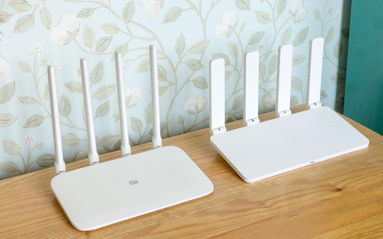 小米路由器4a百兆版对比荣耀x3,荣耀路由x3pro和小米路由4a千兆