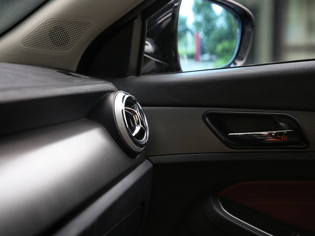 场爷撩车：5.99万起售的SUV如何让5位编辑对它的态度发生大转变？