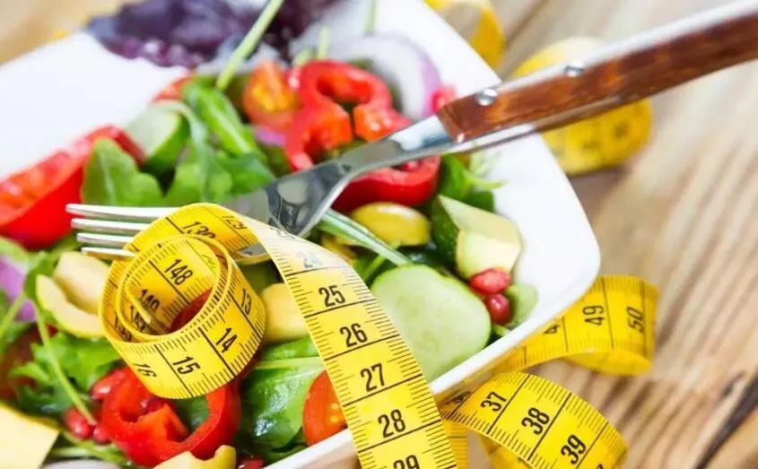 减肥一个星期瘦一斤正常吗,减肥食谱一周瘦10斤实测