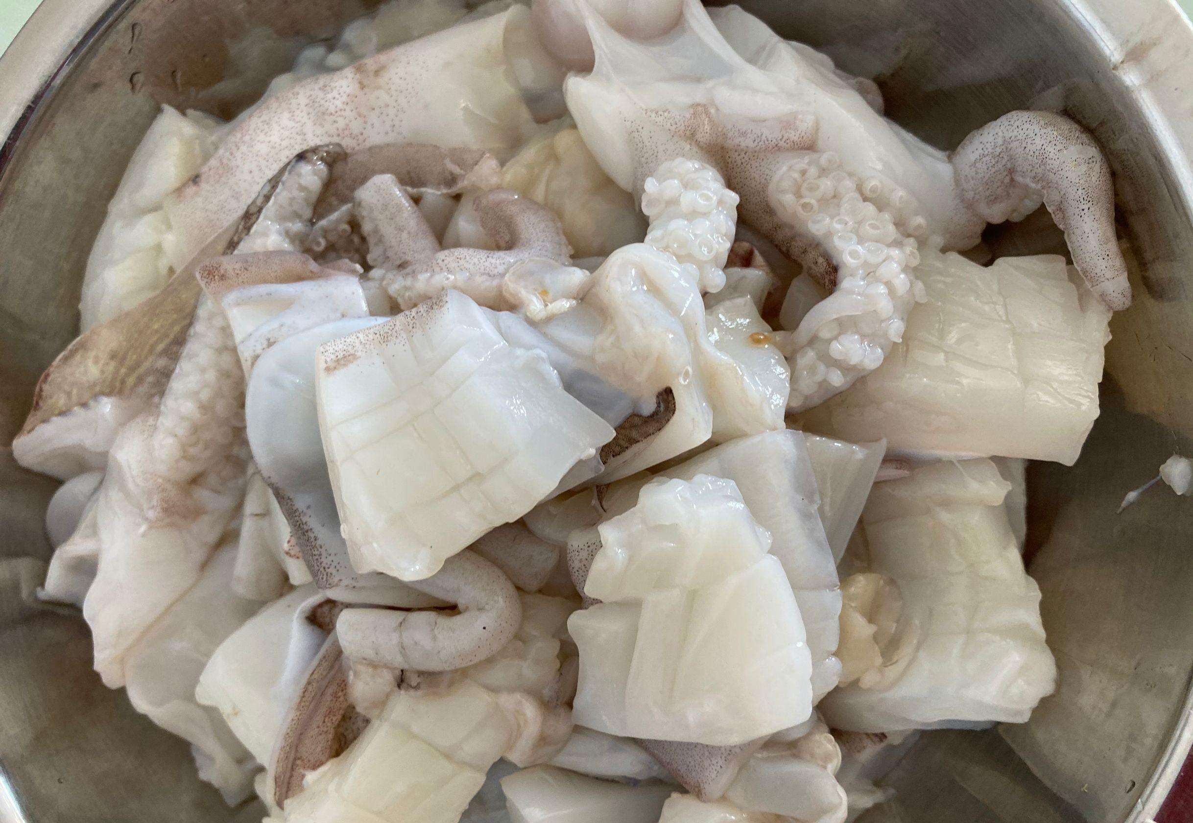 怎么炒墨鱼干好吃又简单窍门,墨鱼怎么炒好吃又嫩又简单