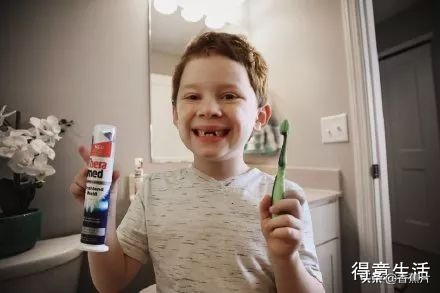 评测10款美白牙膏,十大性价比最高的进口美白牙膏