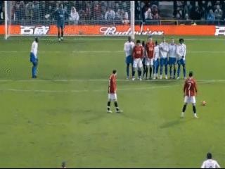 足坛十大绝技,足坛十大球星绝技