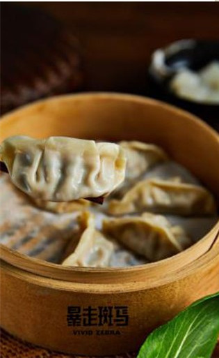 减肥靠吃草？拥有漫画腿的小姐姐却可以吃肉瘦