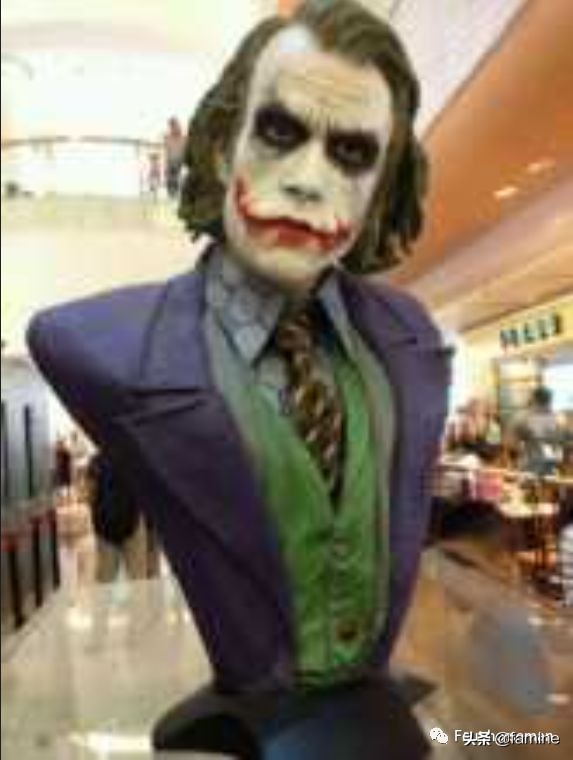 你的雕像有什么故事呢？,DC*小丑TheJoker）