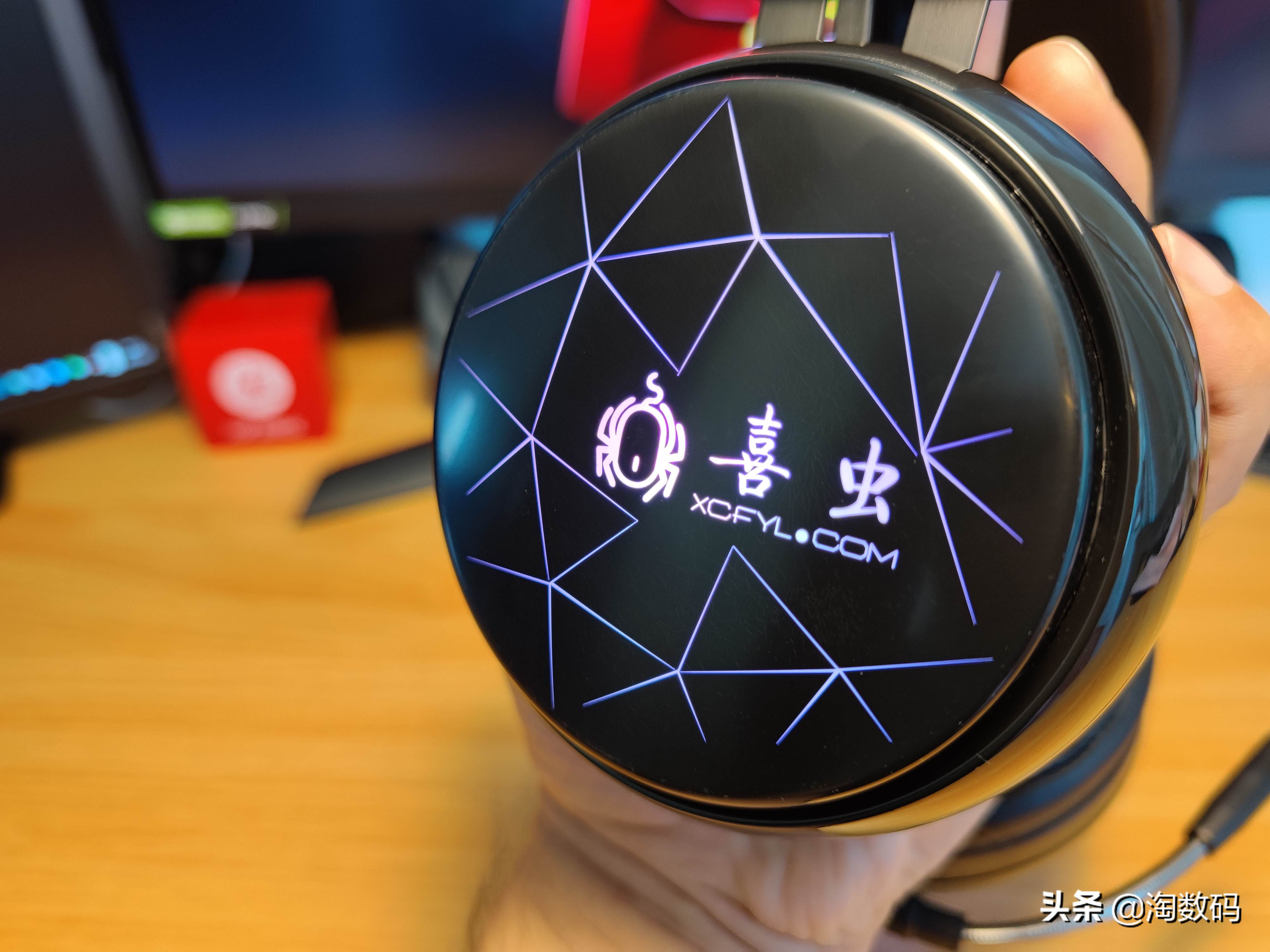 拆验声卡辩真身：￥49元因丑贬值虚拟7.1声道游戏耳麦，爆拆验票