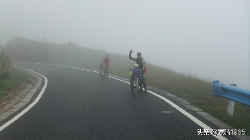 洛阳万安山山顶祖师爷庙骑行,洛阳爬万安山