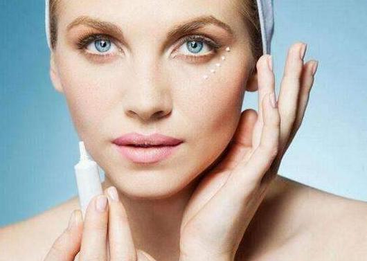 去眼袋淡细纹用哪款眼霜好,40-50岁祛眼袋眼霜推荐