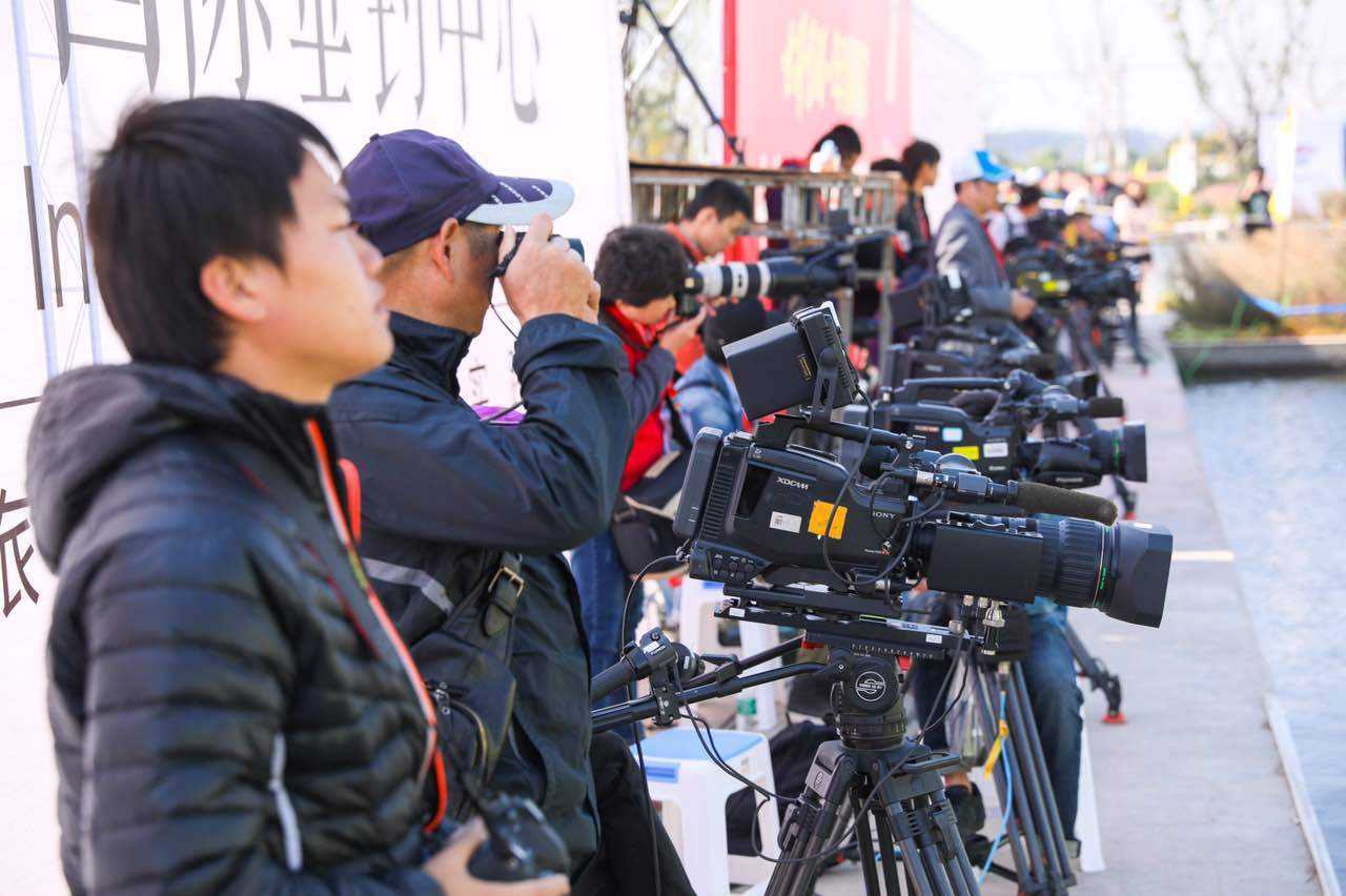 钓鱼直播热度最高,钓鱼直播最火主播