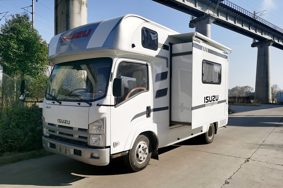 最便宜五十铃700p房车价格,2021款五十铃700p无疆四驱房车