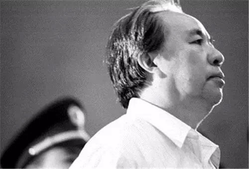 坐过牢的各首富,坐过牢的中国首富