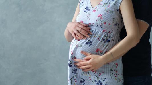 自然流产孕囊排出后需要注意什么,怀孕初期自然流产都有什么原因