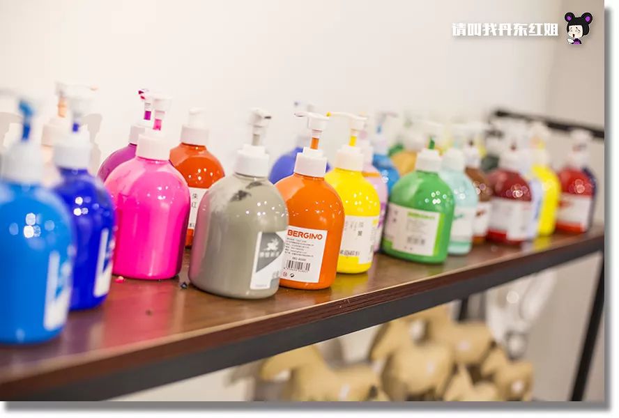 小情侣闺蜜居然在小屋鼓捣一下午，弄出了这个？