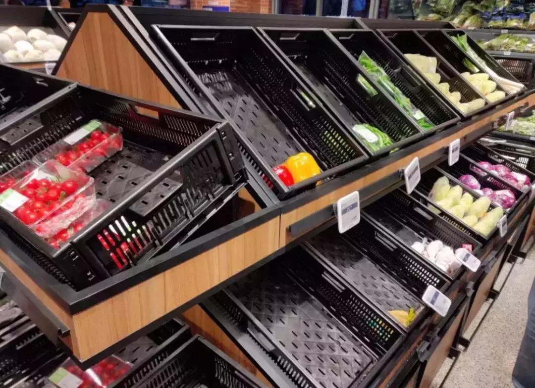 全球最大超市抢购潮,全球最便宜的超市100元