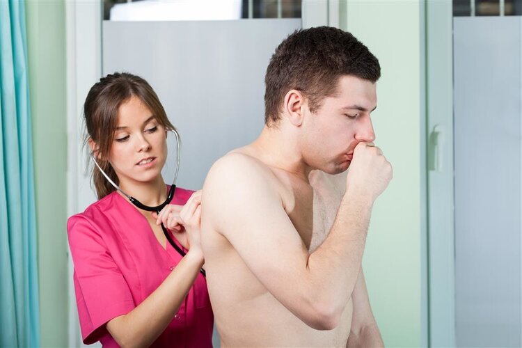 因为什么得了带状疱疹蛇缠腰,带状疱疹蛇缠腰和湿疹如何区分