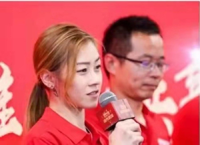 香港最美搬运工参加相亲节目,香港搬运工朱芊佩结婚了吗