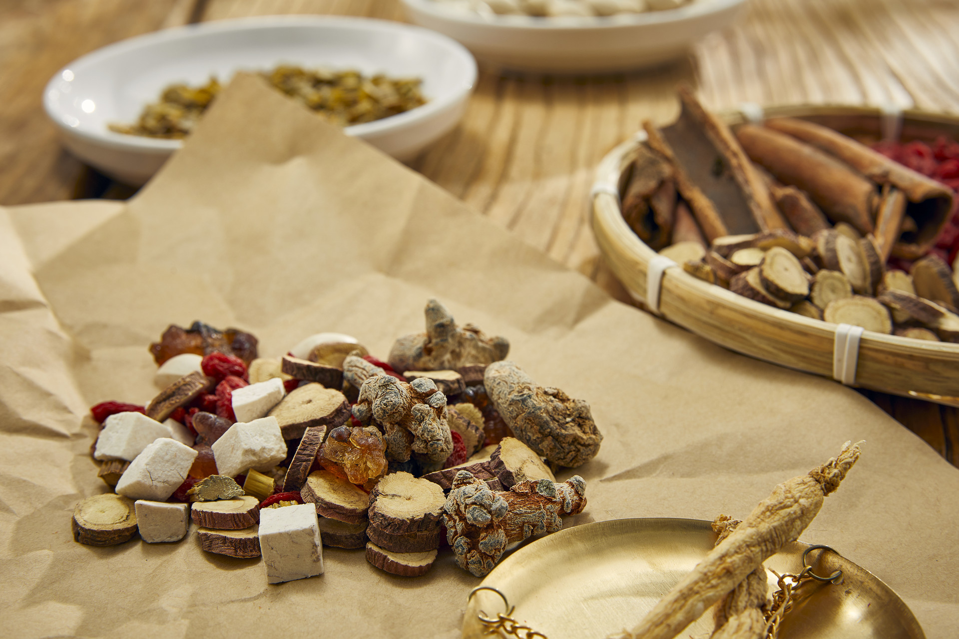 慢性盆腔炎湿热瘀结中药调理多久,盆腔炎腹痛中医治疗方法