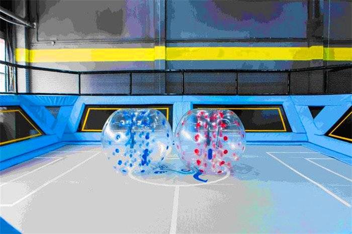 蹦床运动馆团购,阜阳人人汇运动蹦床馆